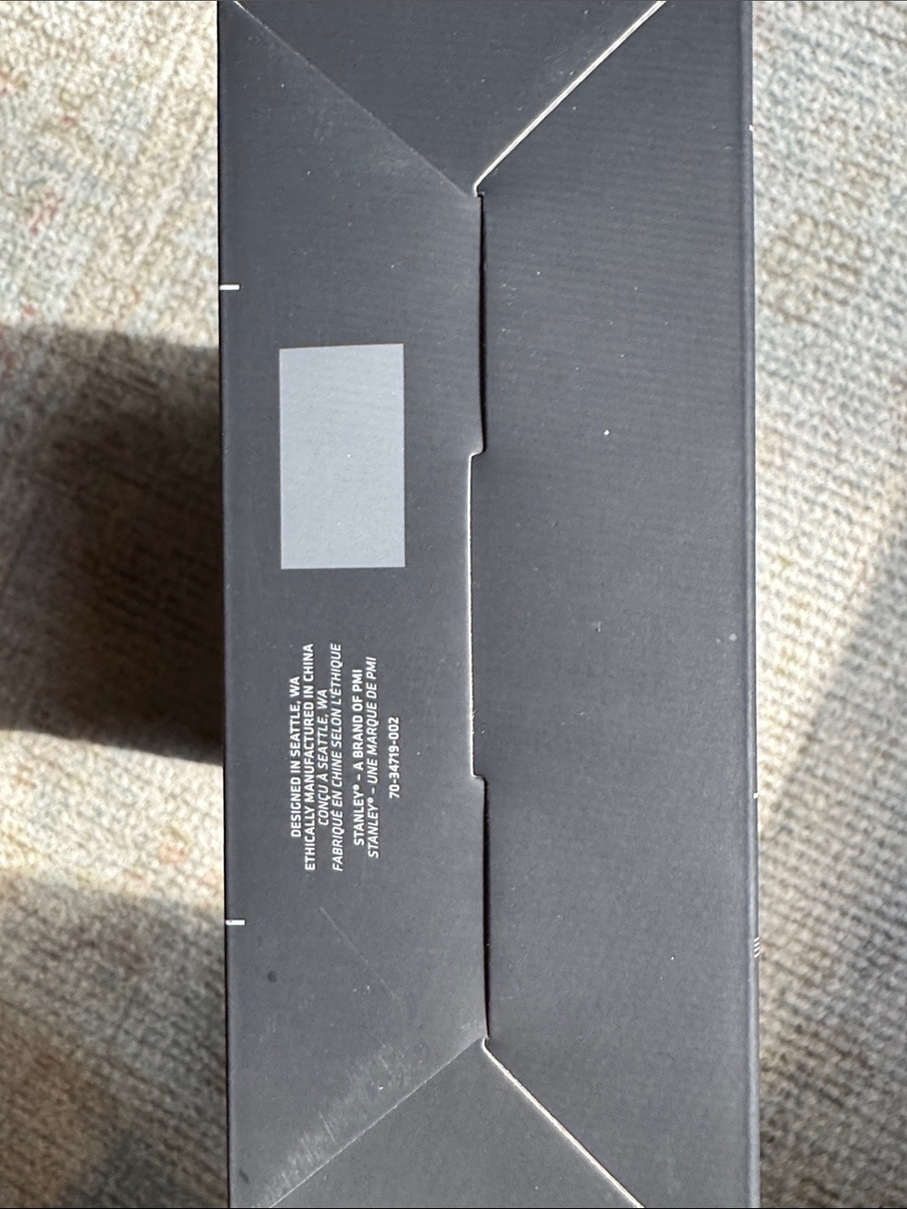 New Stanley Mist Green 23 oz Cross Bottle Wearable Insulated Bottle with Strap - Picture 4 of 4